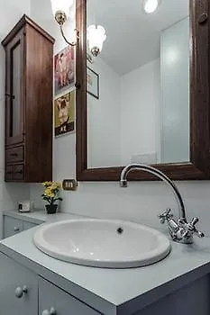 Suitelowcost - San Babila Duomo Mailand