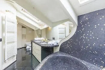 Suitelowcost - San Babila Duomo Hotel Mailand